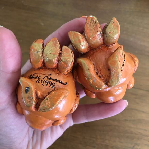 VTG Vicki Thomas Gourd Fish Set 2 Signed 1999 Figurine Quirky Whimsical Folk Art - Picture 10 of 14